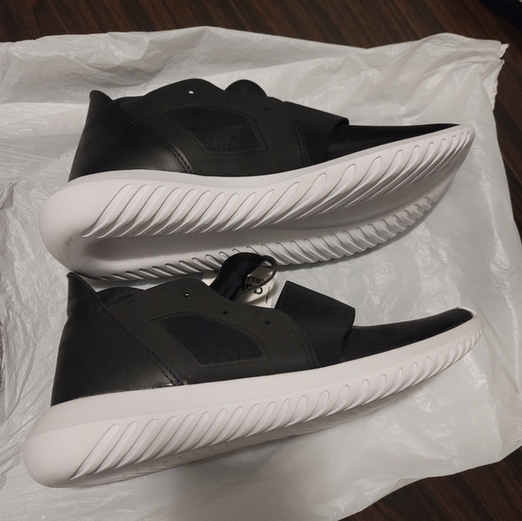 ❌️SOLD NWT ADIDAS Tubular Defiant Shoes - W8.5 - Picture 2 of 7
